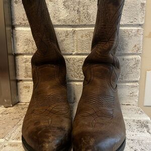 Frye women’s brown leather western boots